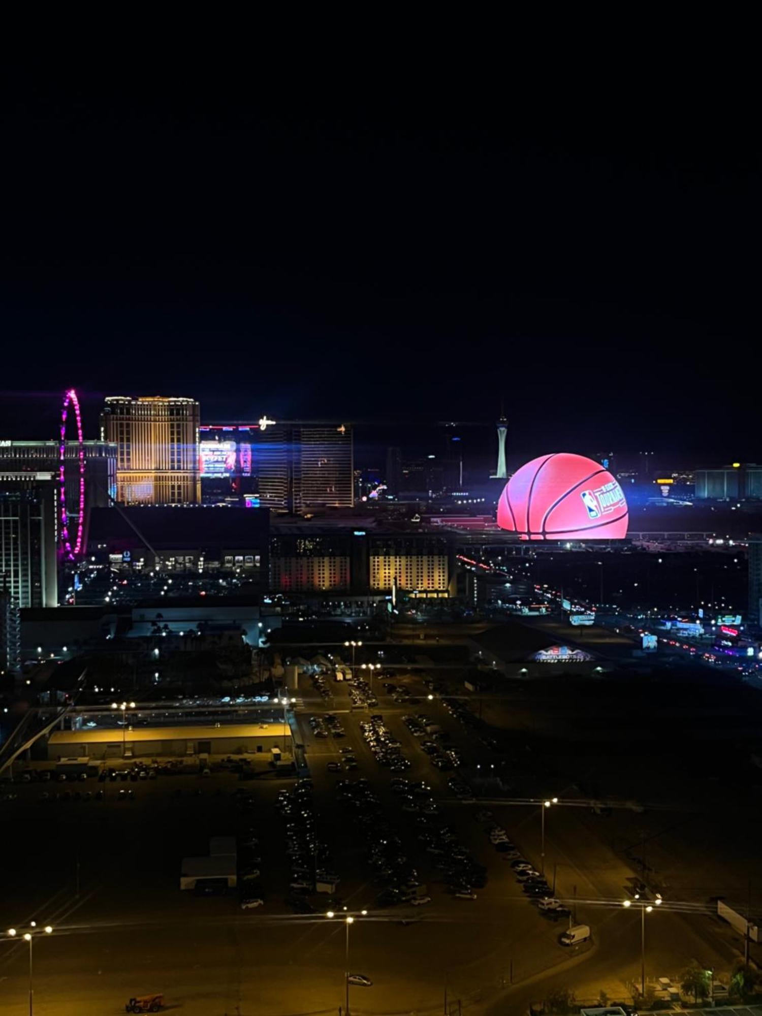 Balcony Suite Strip View Las Vegas Exterior foto